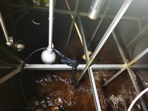 二次供水水箱如何清洗消毒？不銹鋼水箱多久清洗一次？